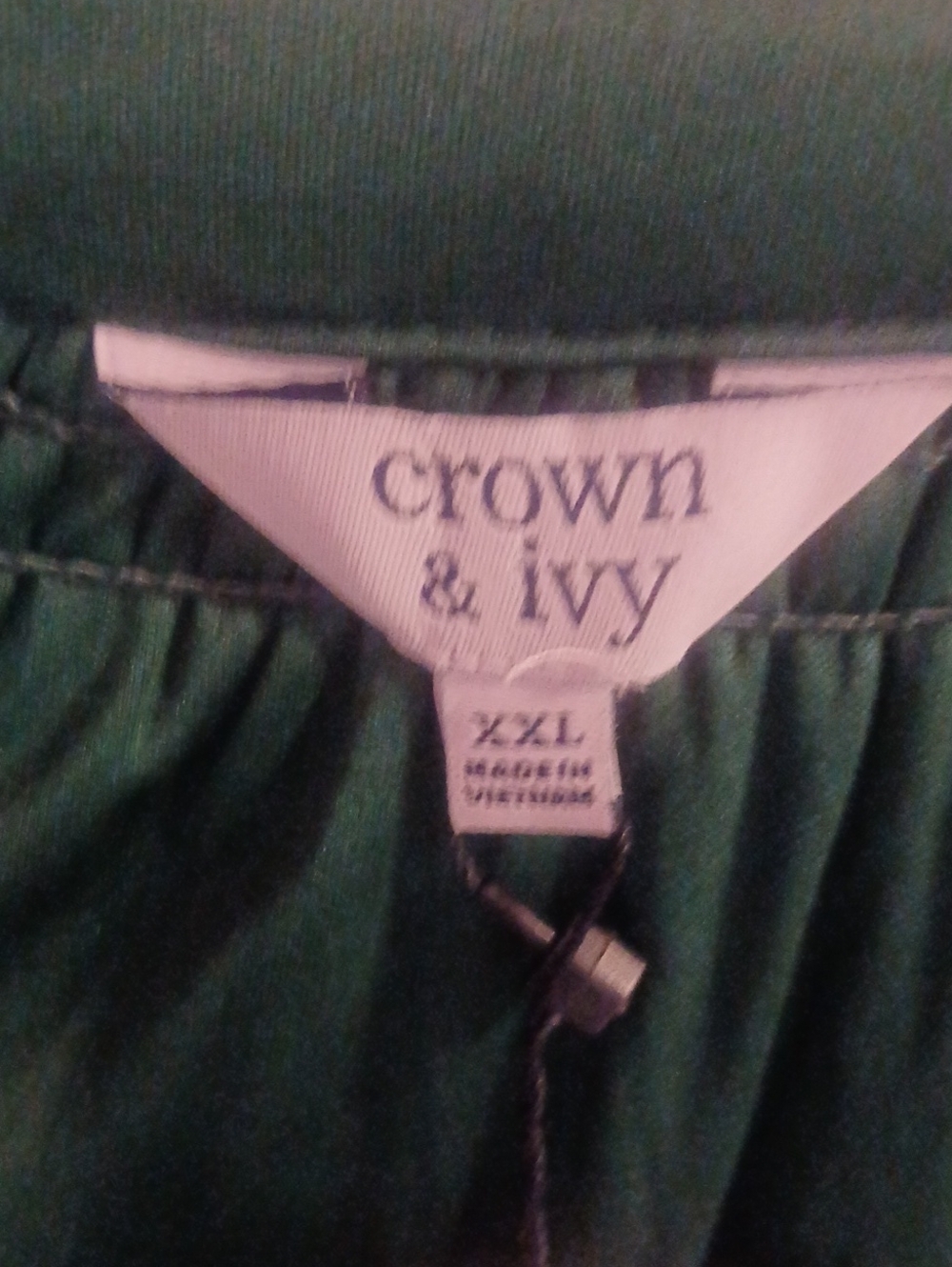 crown & ivy Green Sequin Draped V-Neck Blouse - Picture 4 of 9